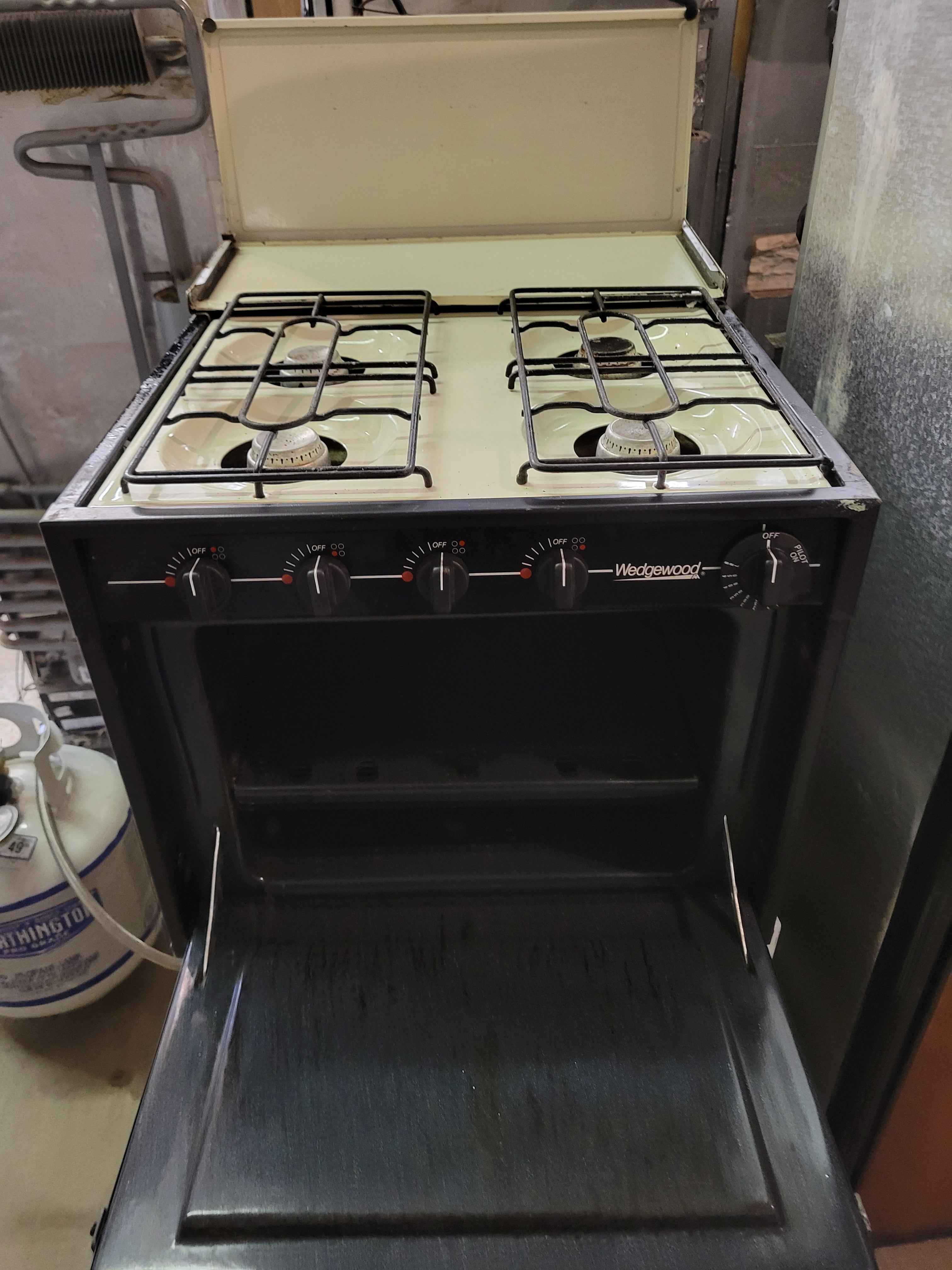 Used Wedgewood 4-Burner RV Propane Range/Stove – Tested