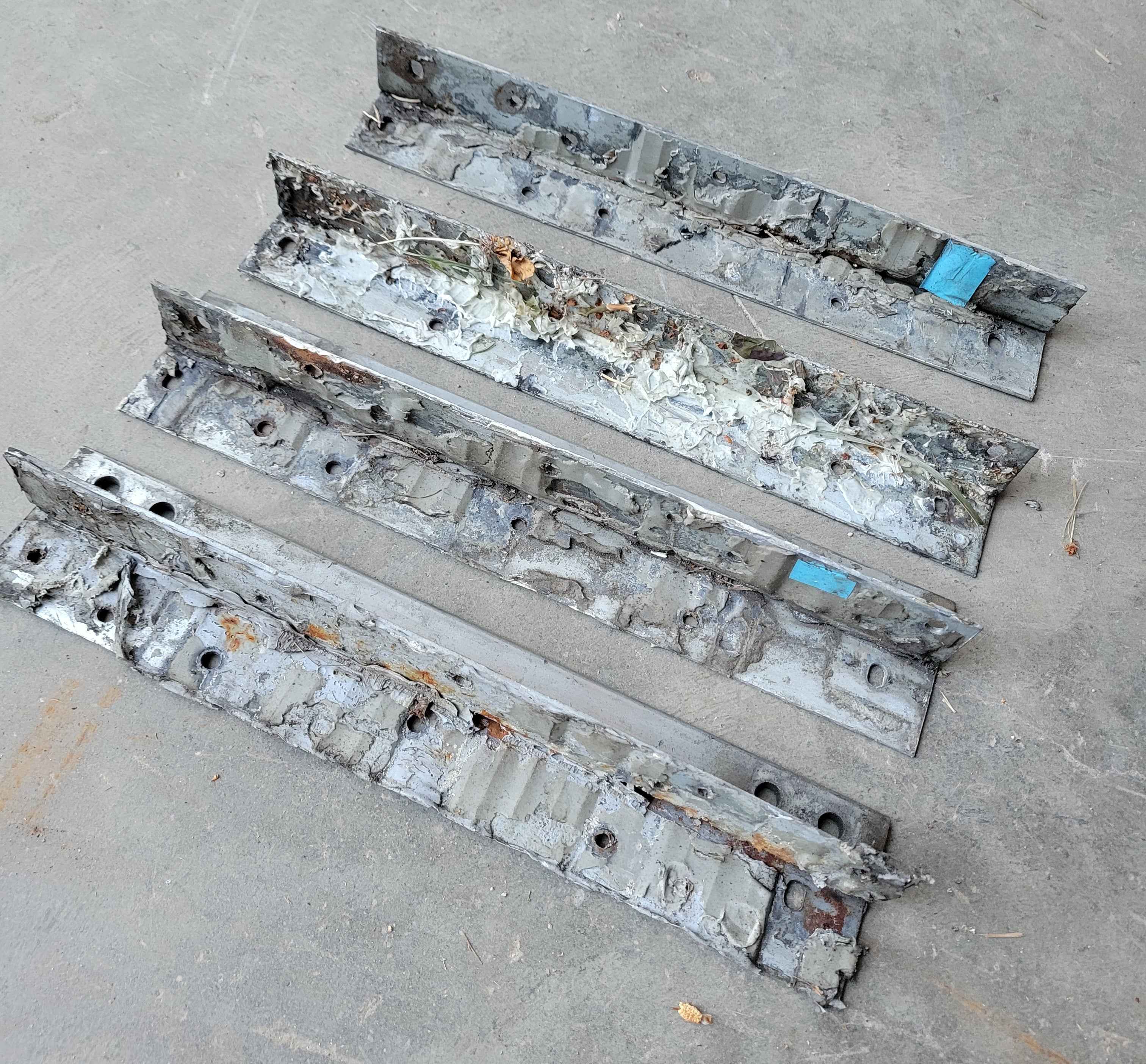 Used HIJacker Camper Mount Brackets – 4 Units for Camper