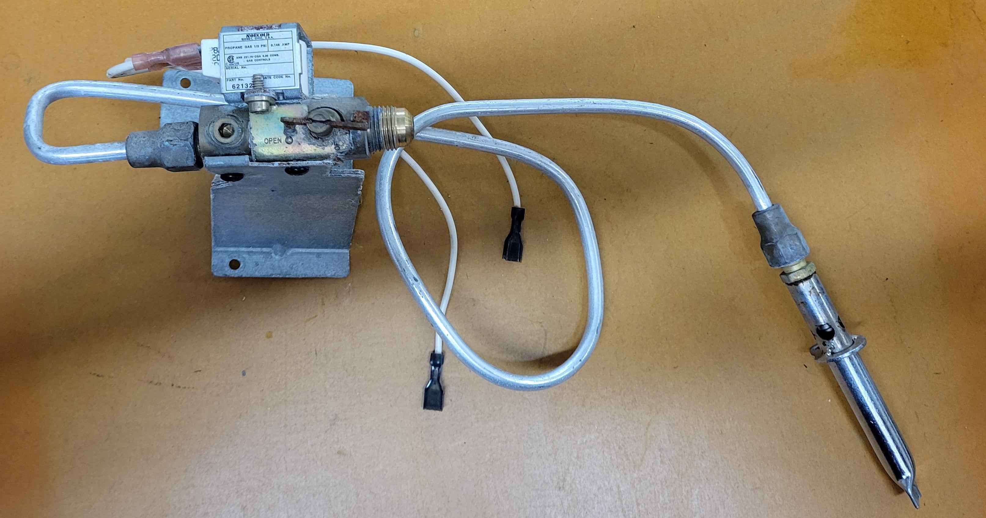 Norcold RV Refrigerator Gas Valve Assembly 621329 – 1200 / 1201