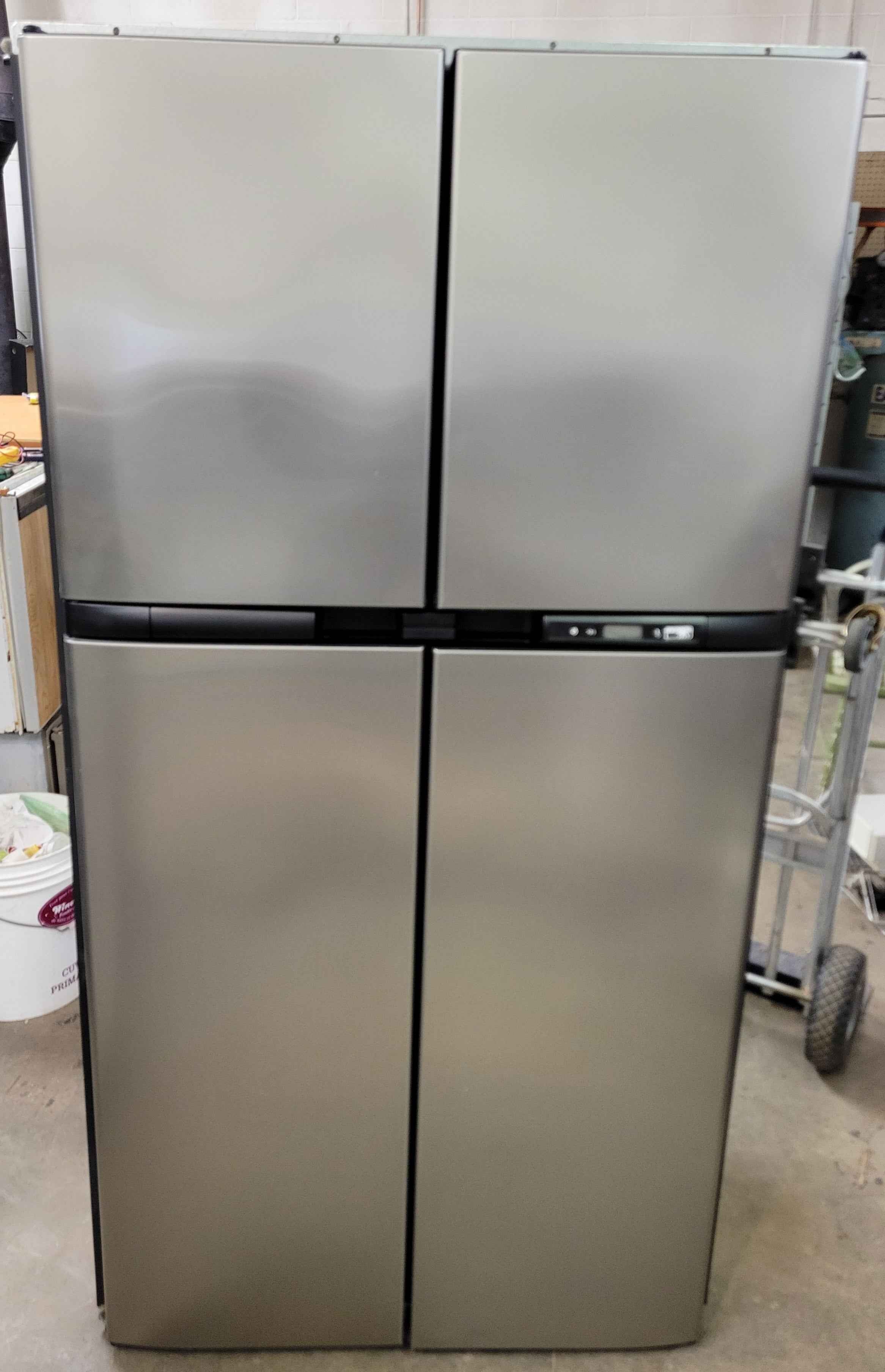 Norcold 2118 Double Door RV Fridge – 18 cu. ft.