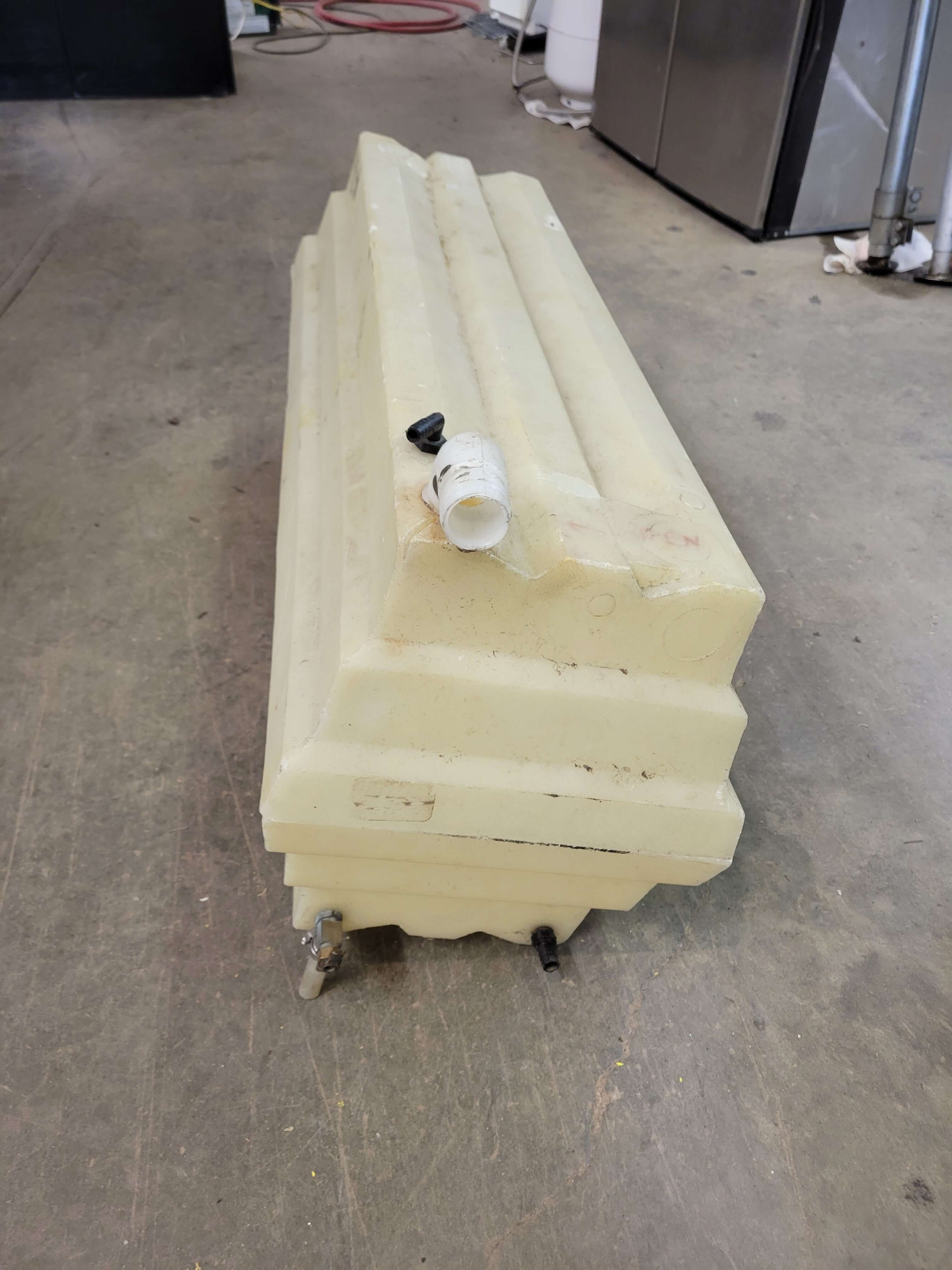 25 Gallon RV Fresh Water Tank – 34.5" x 12 1/4" x 14.5"