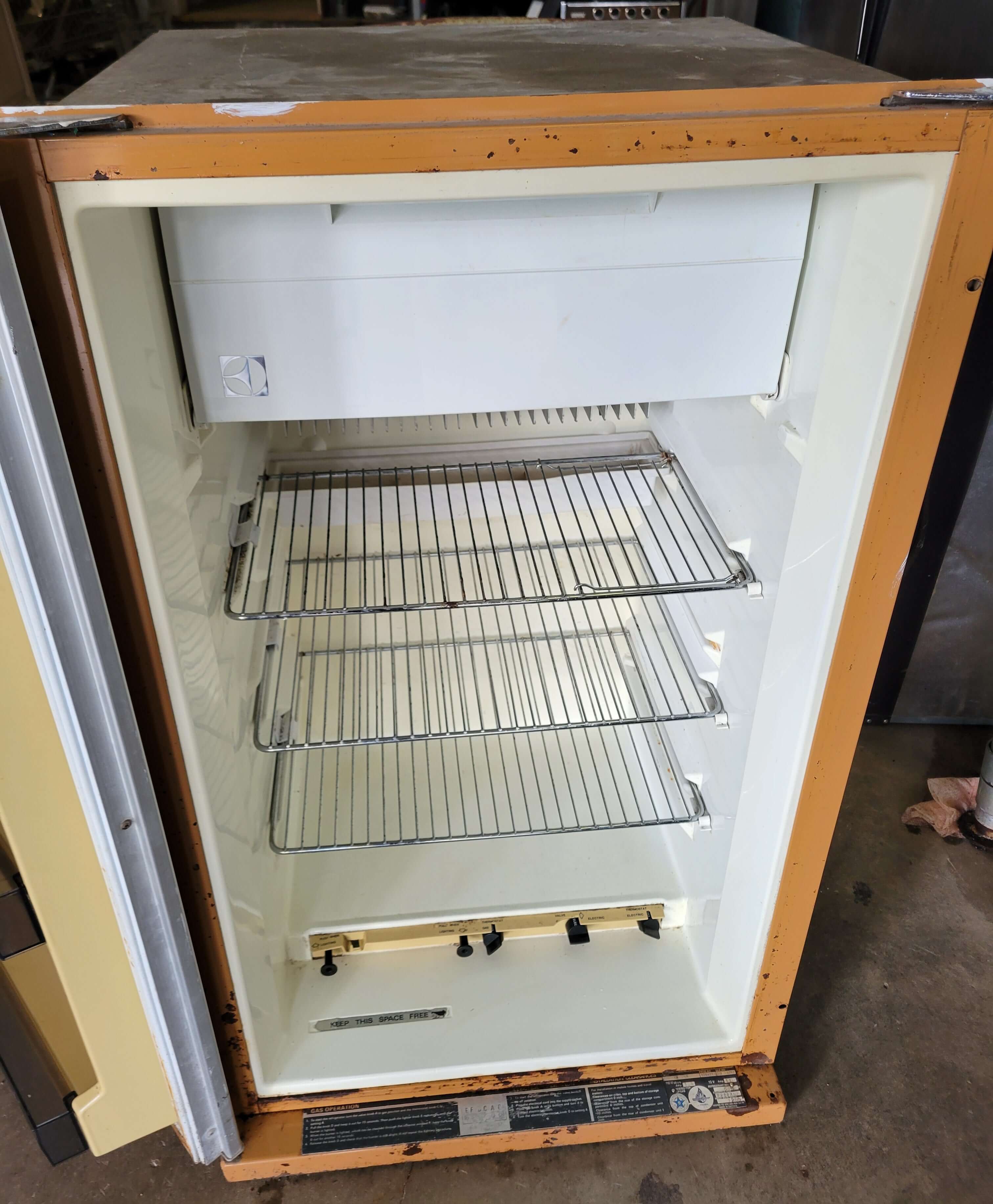 Dometic RM66 Propane and Electric RV Fridge