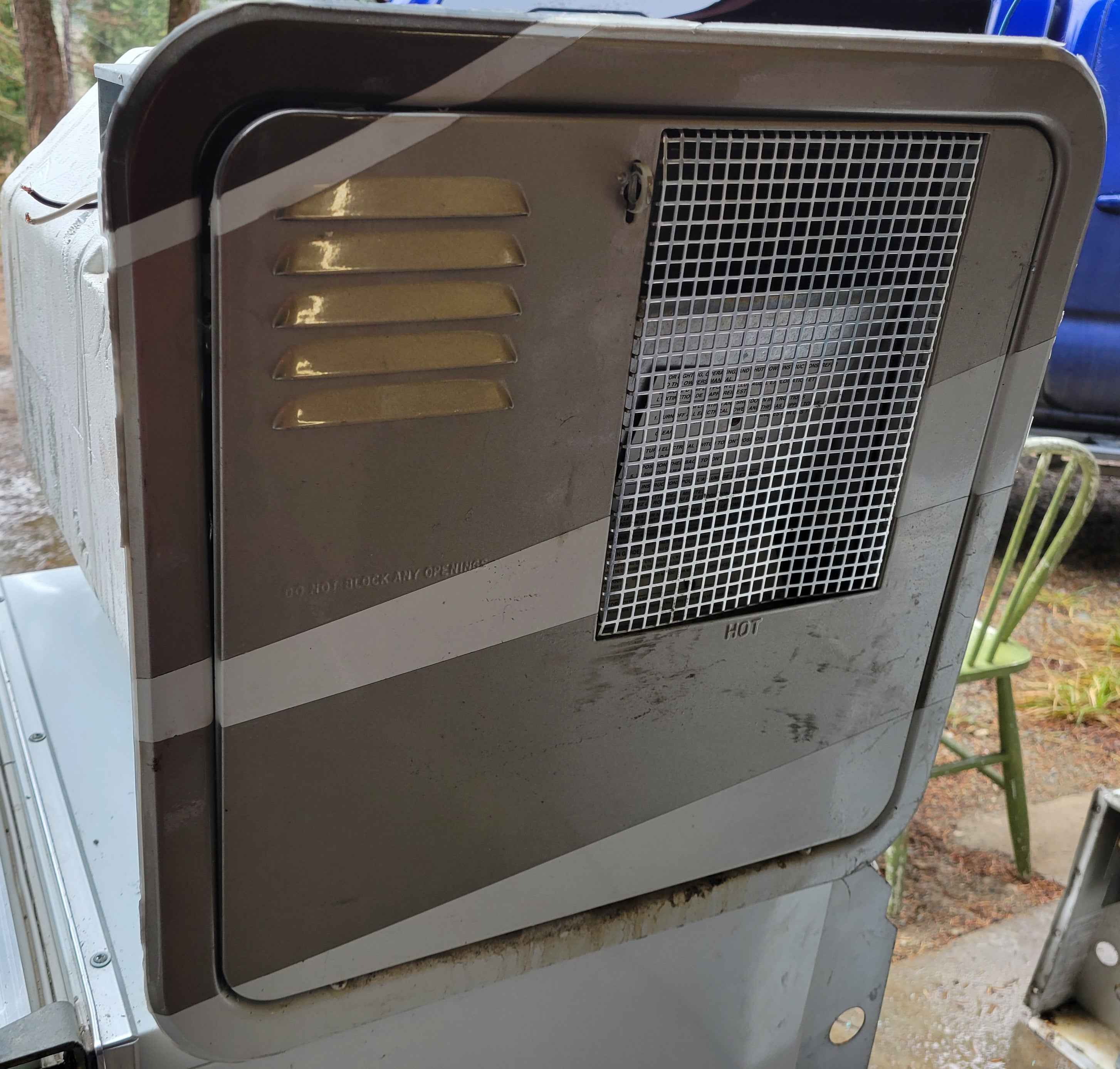 Suburban 12 Gallon RV Hot Water Heater SW12DE – Propane and Electric