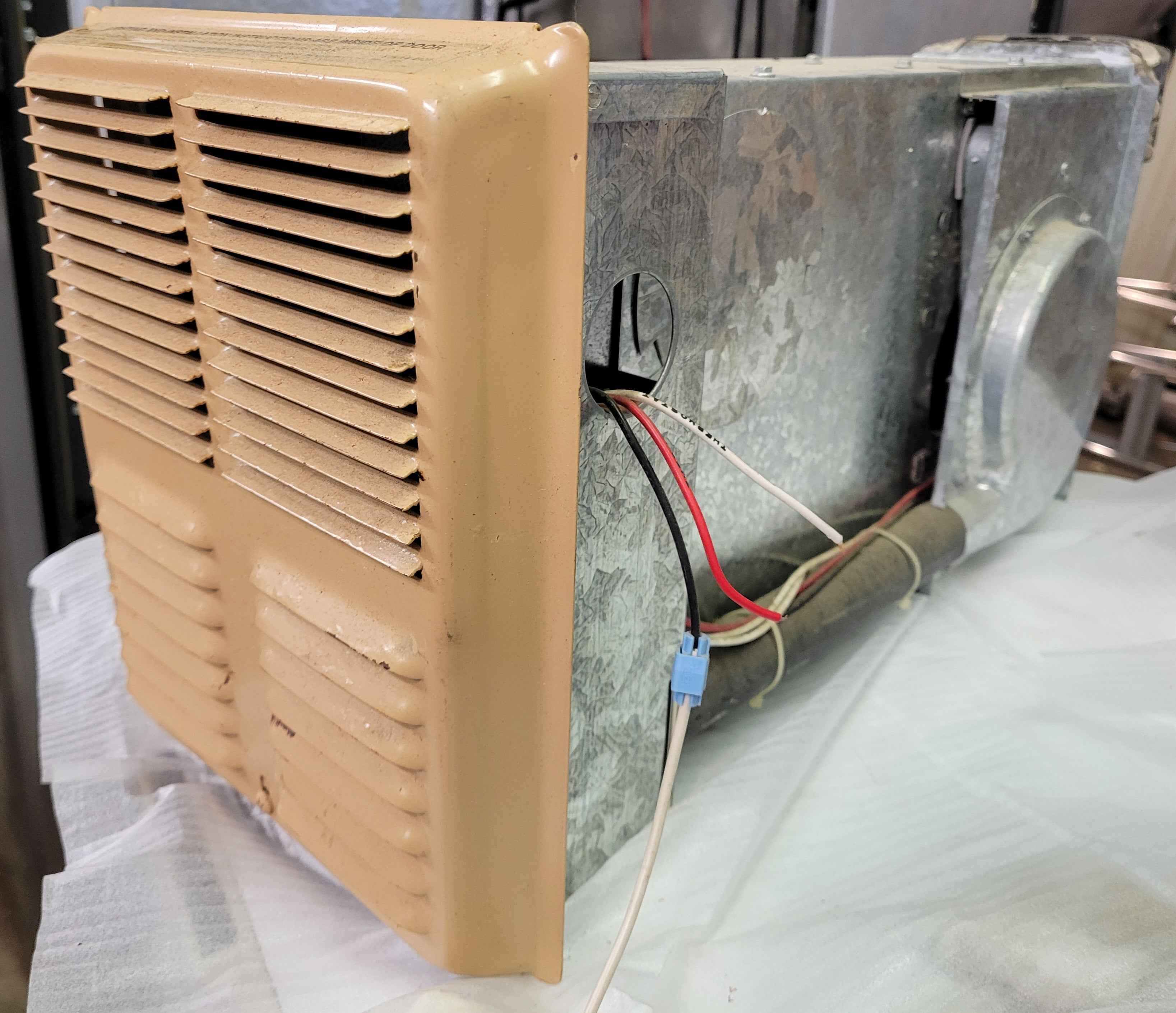 Atwood / Hydroflame RV Propane Furnace – Forced Air – 12V Operation