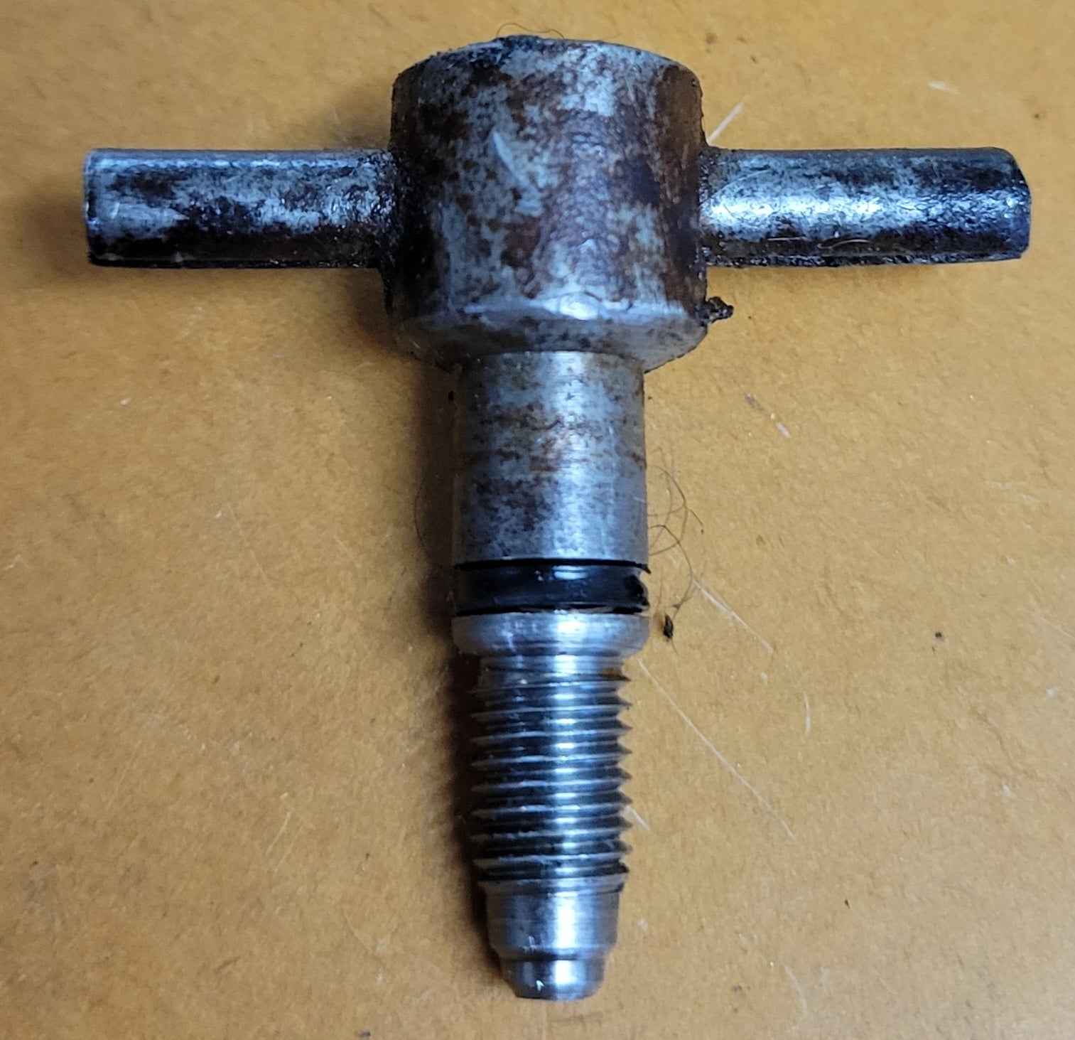 Hijacker Camper Jack Bleeder Screw – OEM