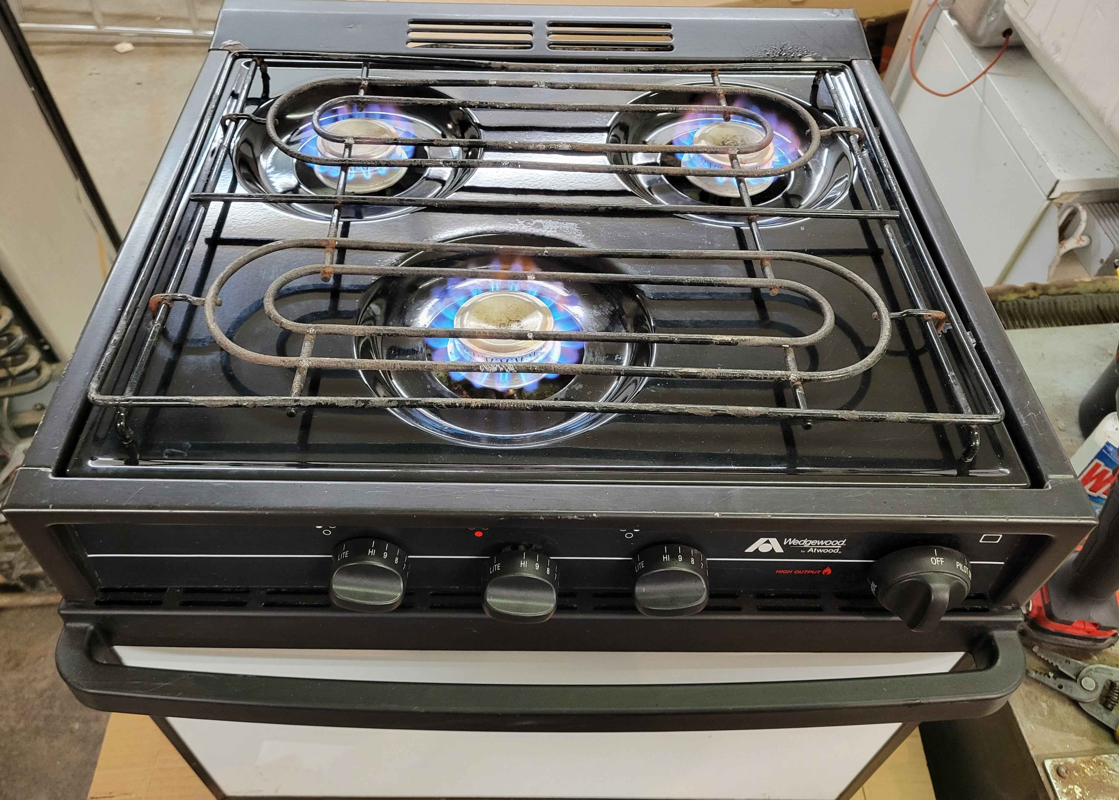 Atwood Wedgewood RV Propane Oven Stove