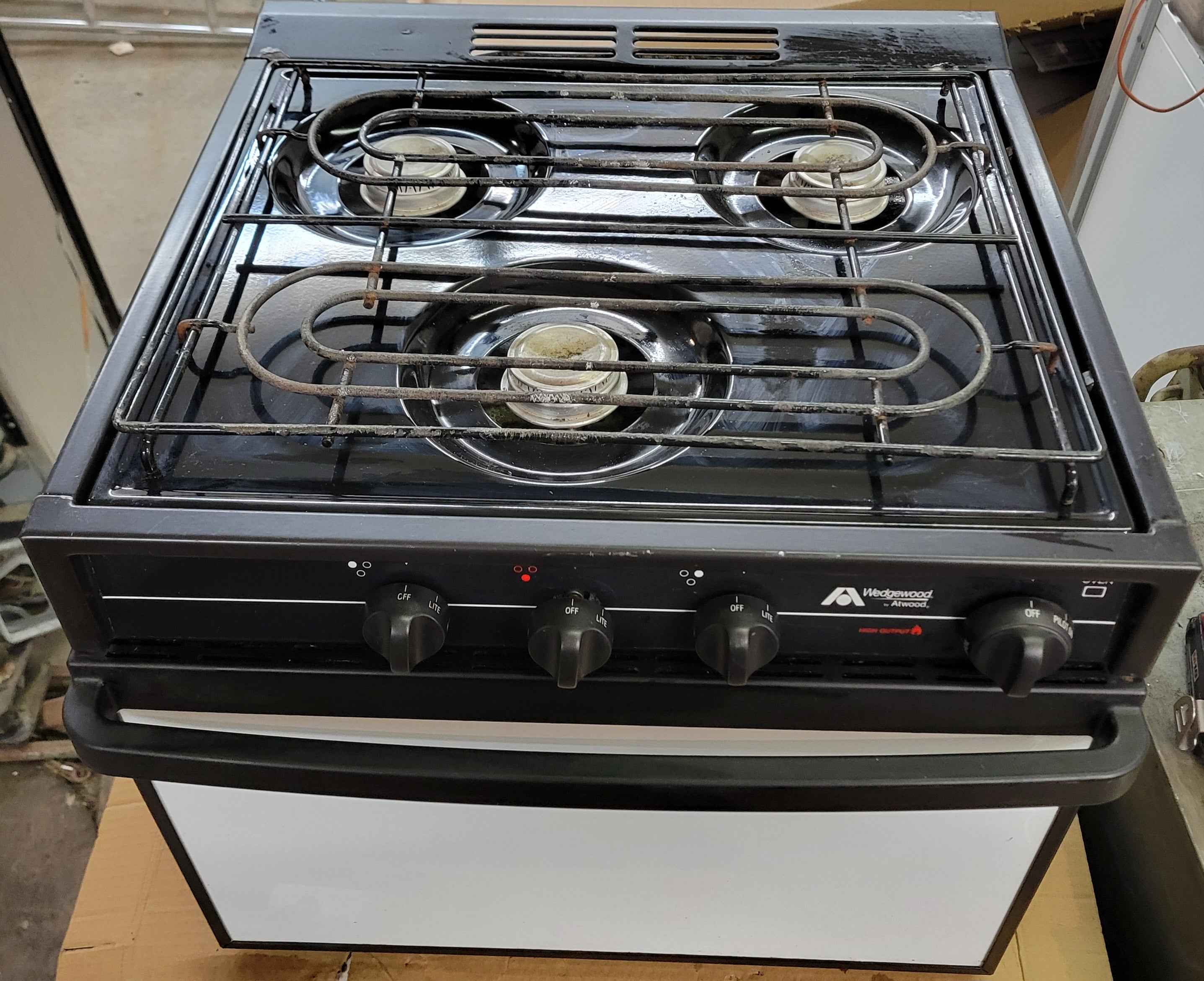 Atwood Wedgewood RV Propane Oven Stove
