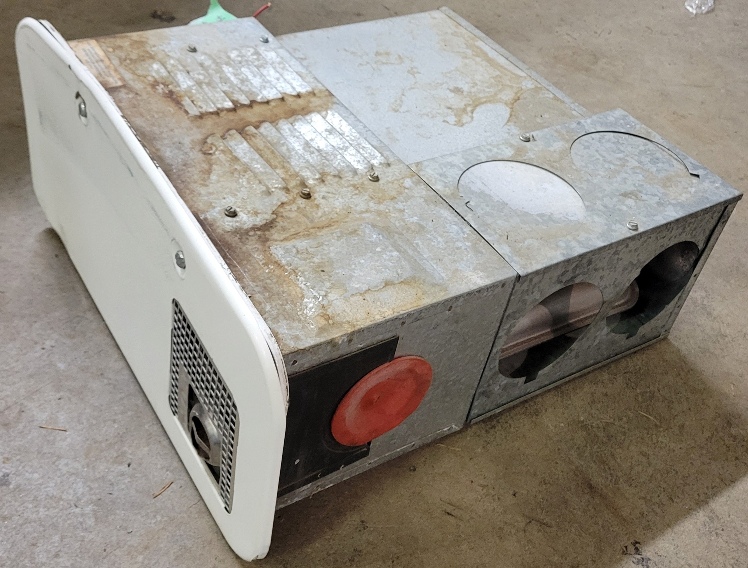 Hydroflame RV Furnace 8531-II – 31,000 BTU Propane Heater