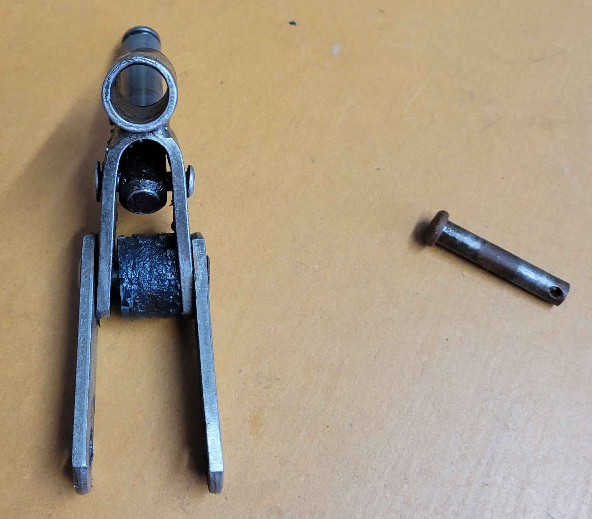 Hijacker Camper Jack Linkage & Plunger Assembly