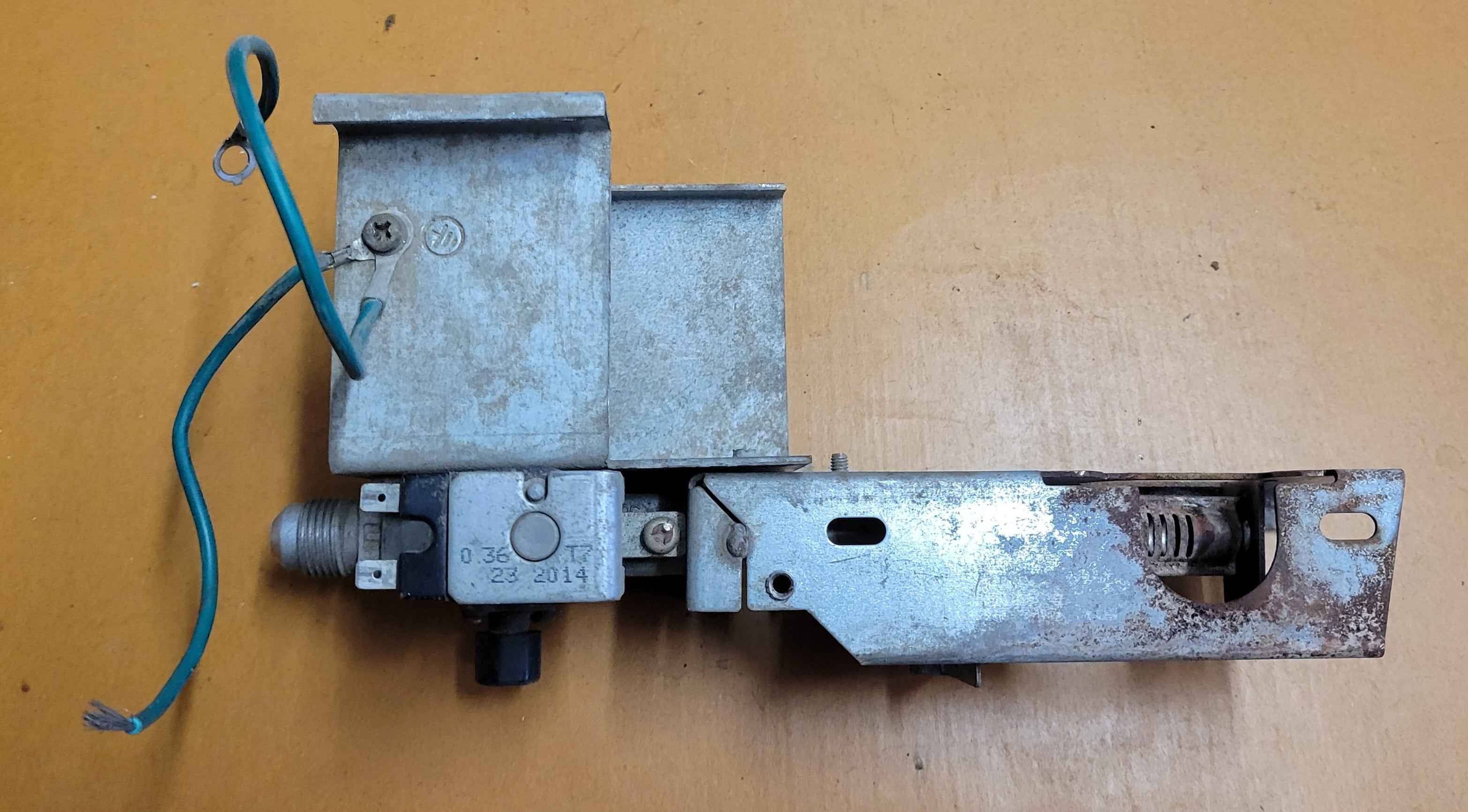 Atwood Fridge 14035 Gas Valve Assembly HE-0601 HE-0801