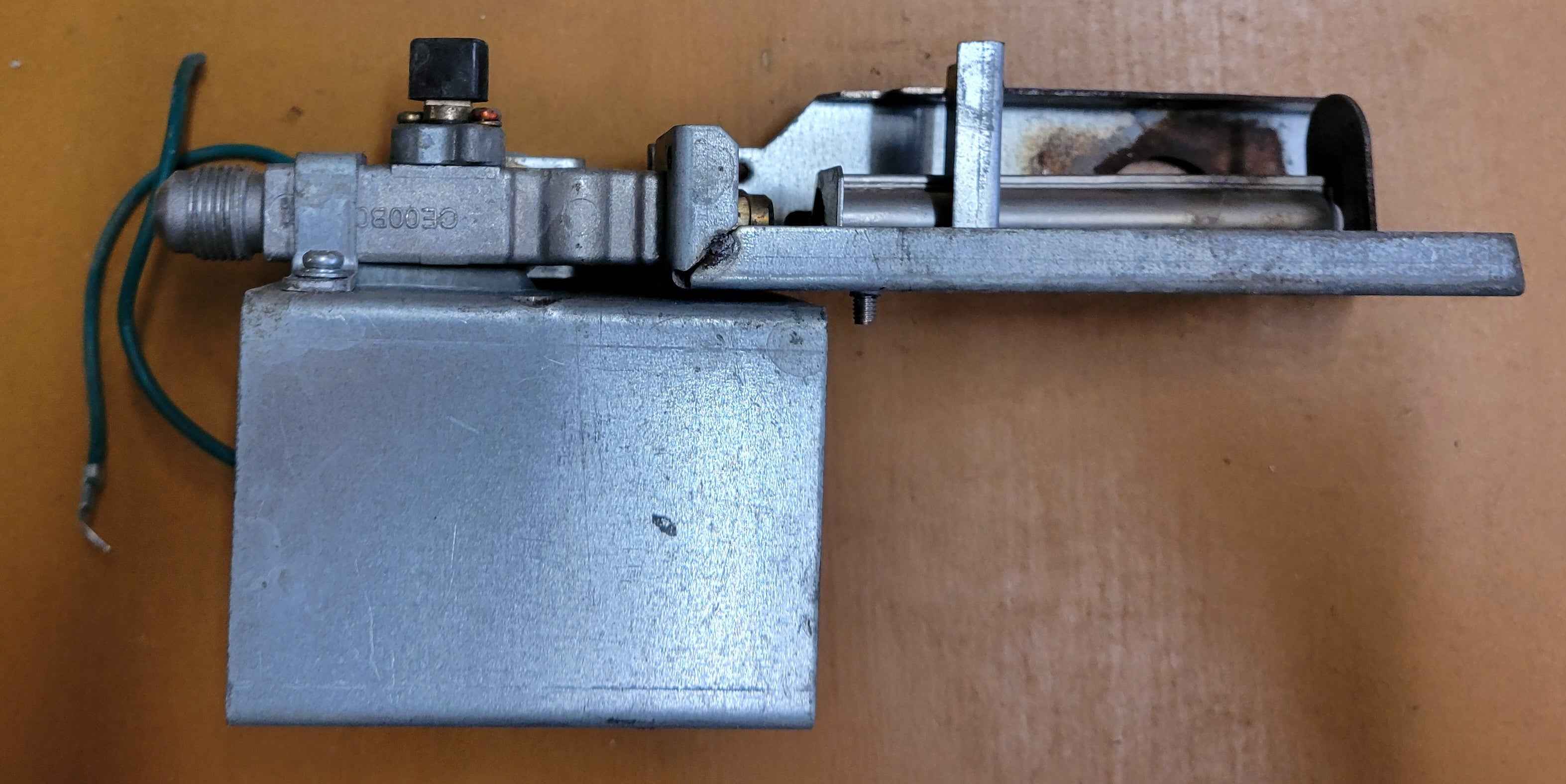 Atwood Fridge 14035 Gas Valve Assembly HE-0601 HE-0801