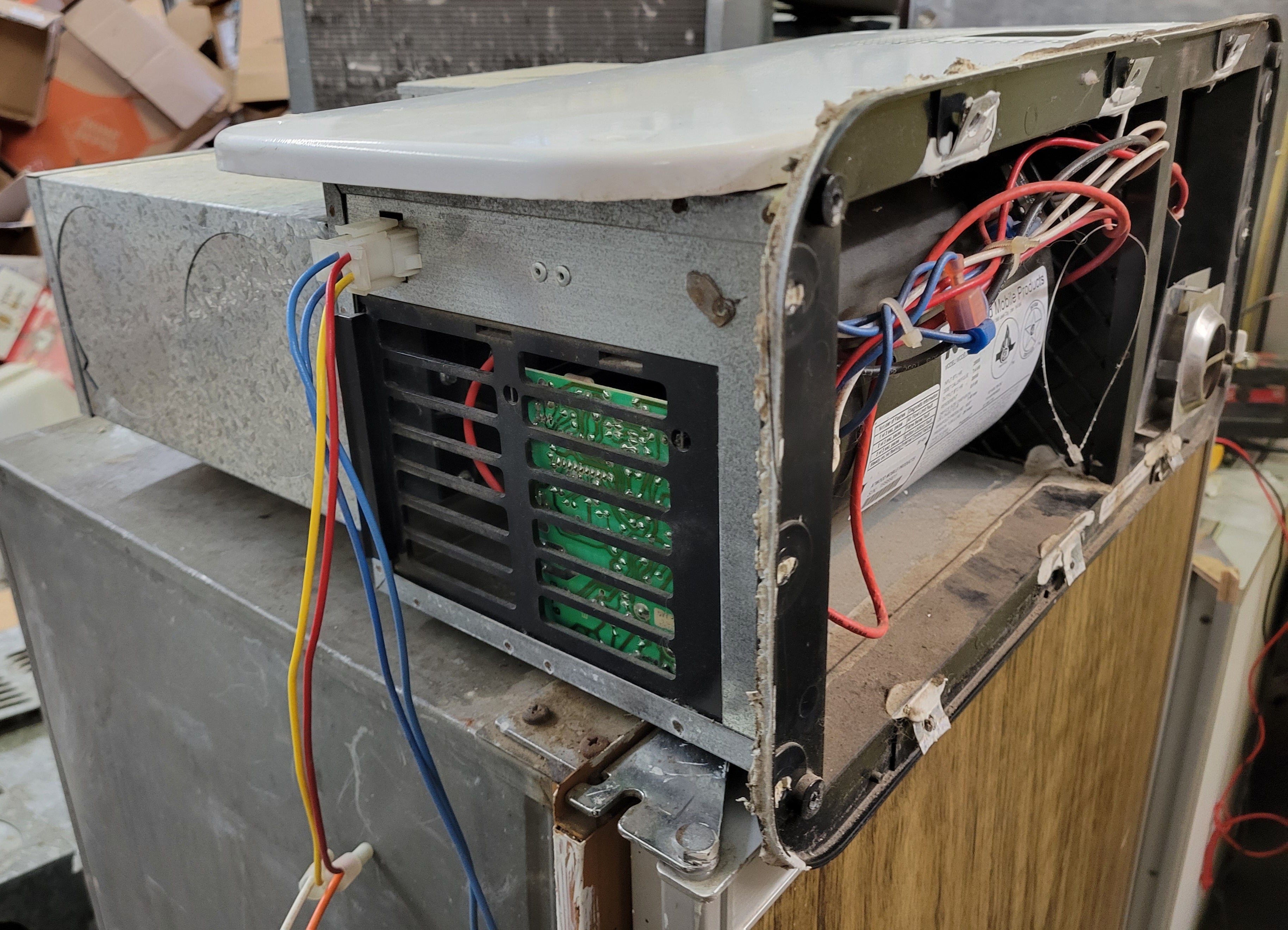 Atwood RV Propane Furnace 25000 BTU 8525-IV-DCLP