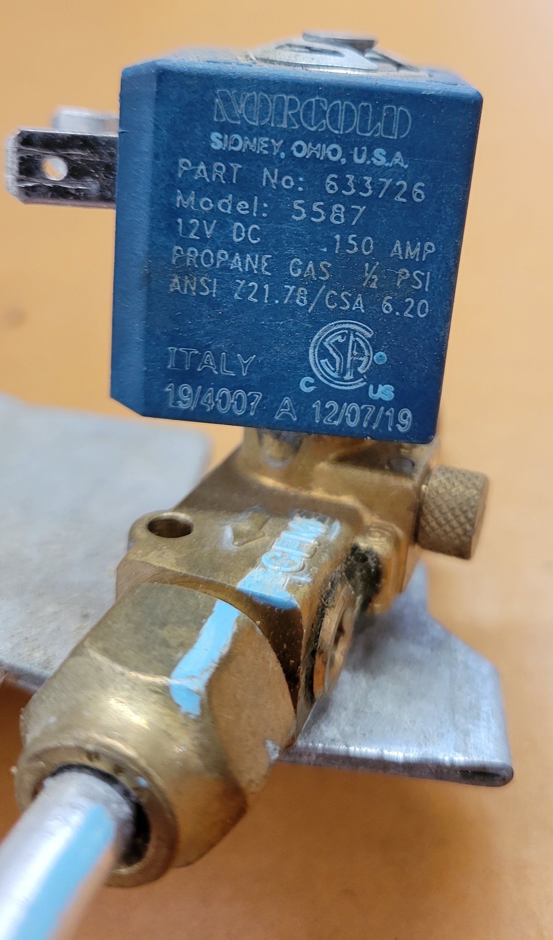 Norcold 633726 Gas Valve Burner Assembly with Orifice for Norcold 2118