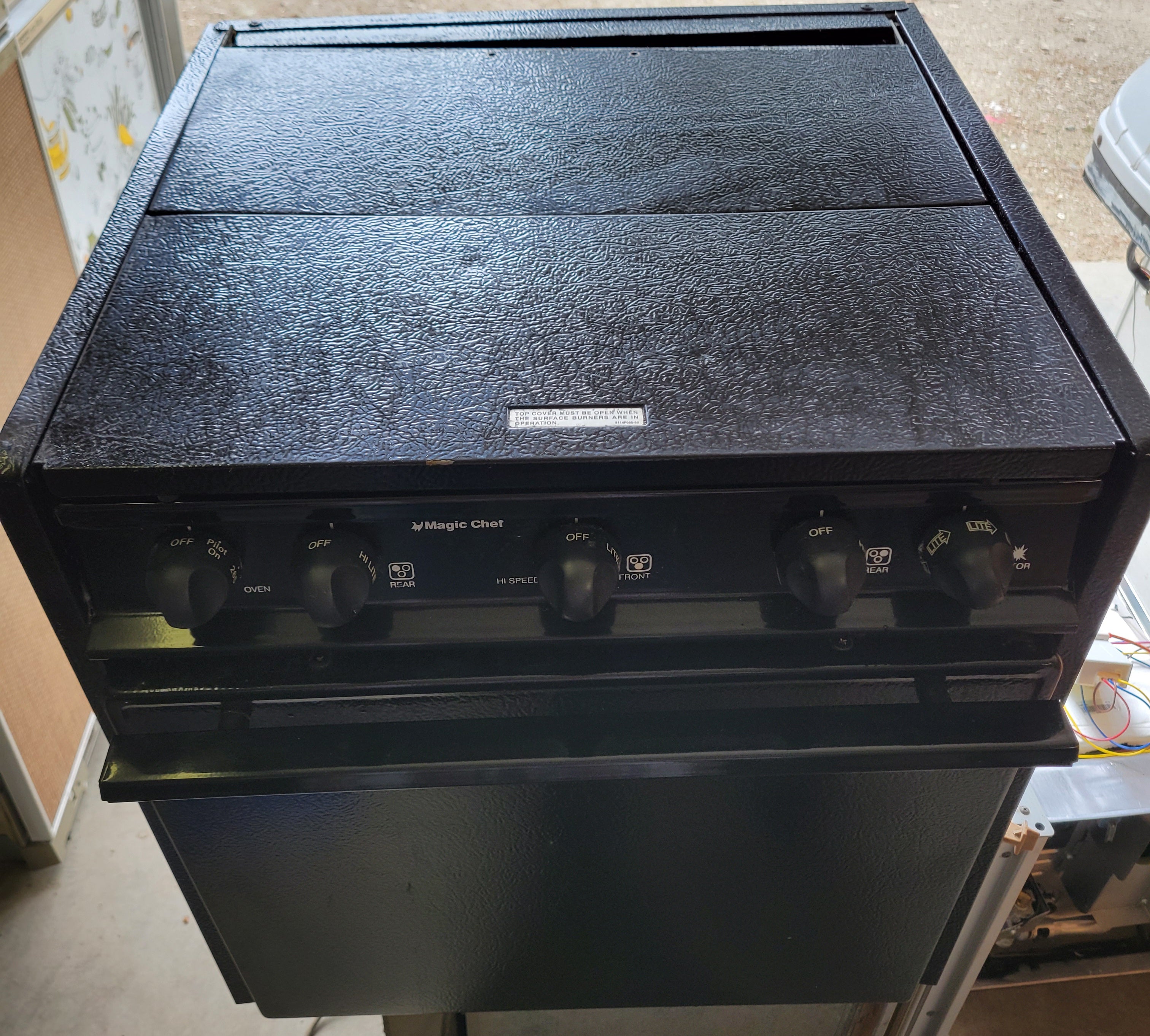 Magic Chef RV Propane Oven and Stove 3 Burner