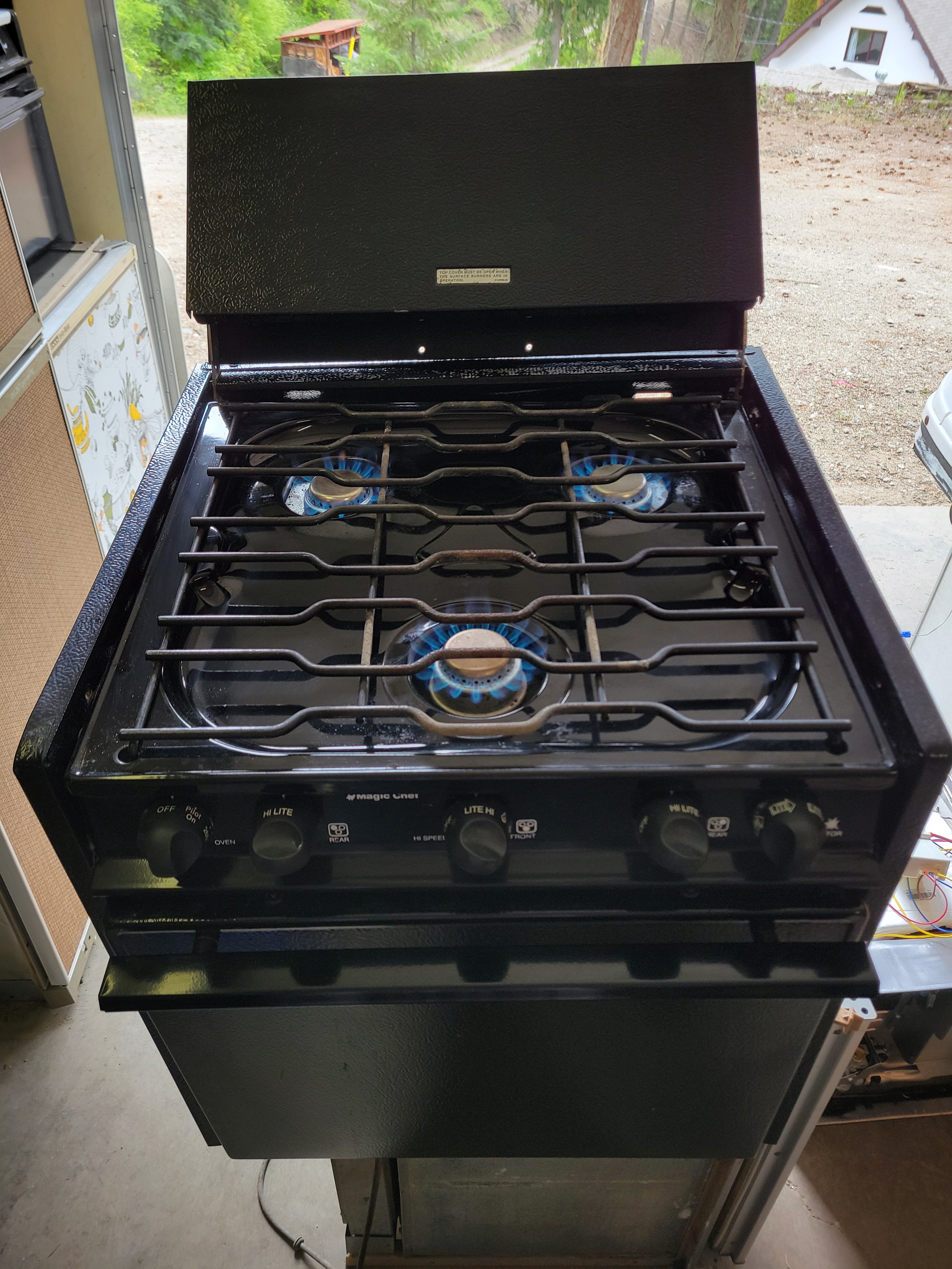 Magic Chef RV Propane Oven and Stove 3 Burner