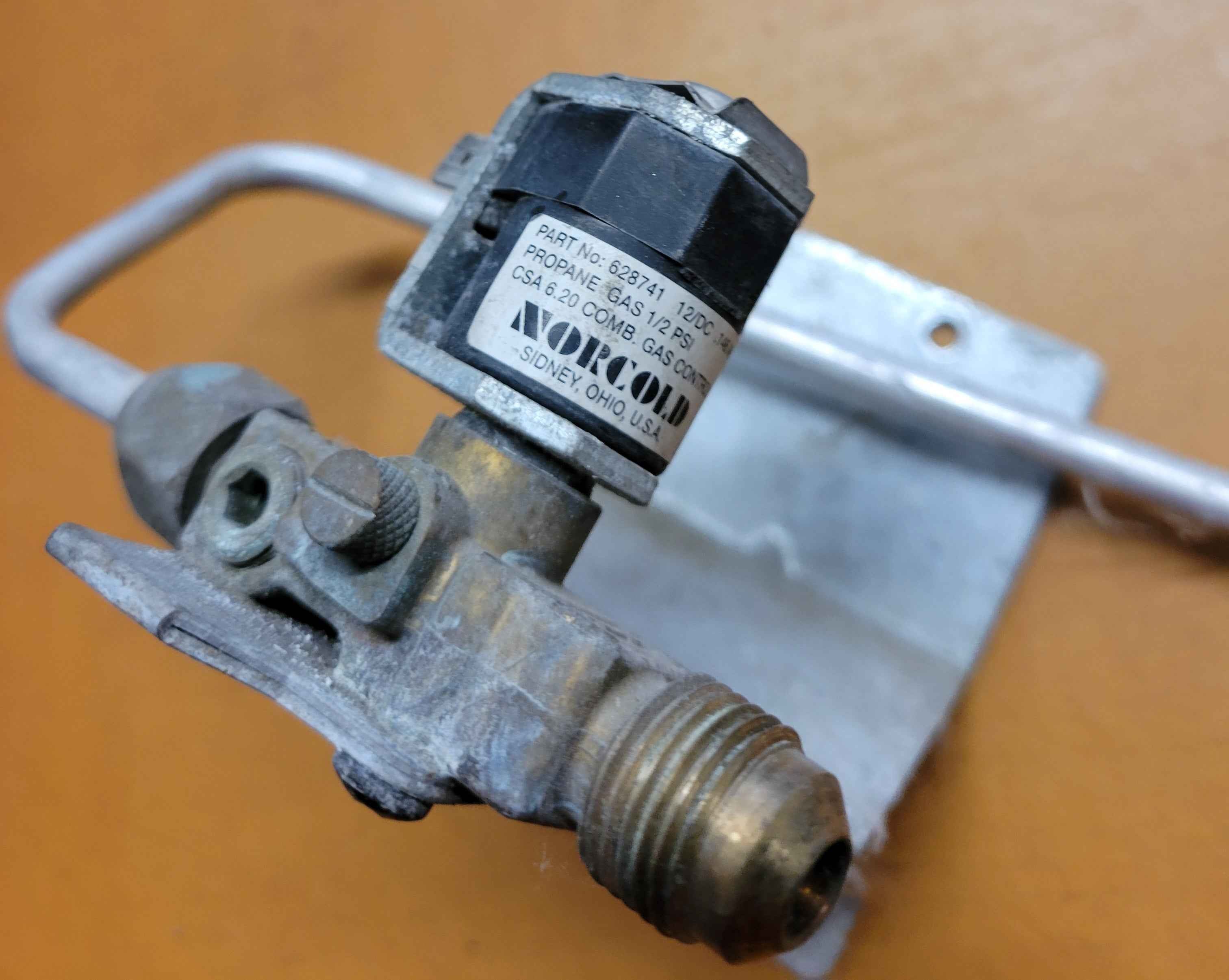 Norcold 628741 Gas Valve Burner Assembly with Orifice for 1210 Series