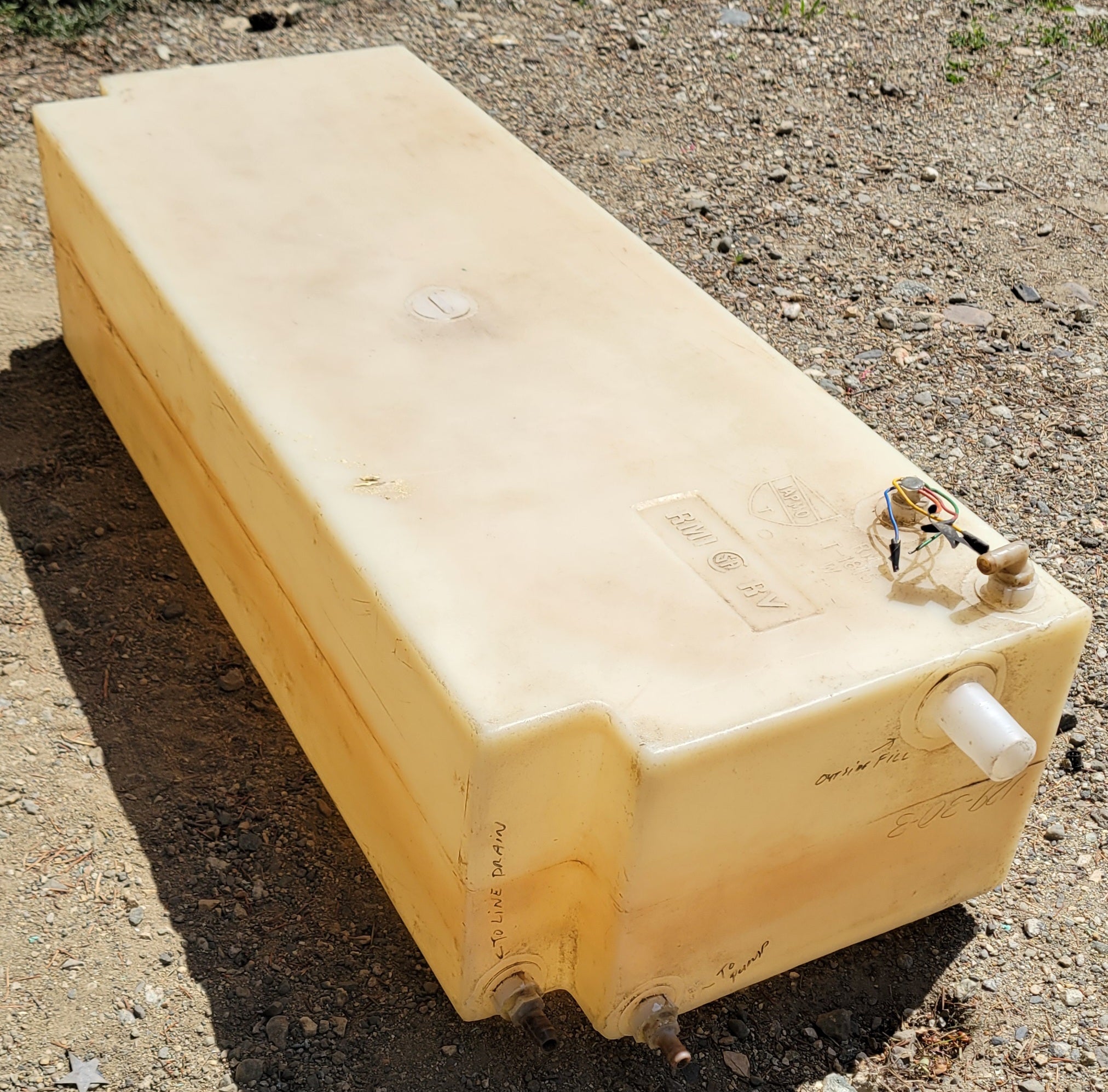 RV Fresh Water Holding Tank 25 Gallon
