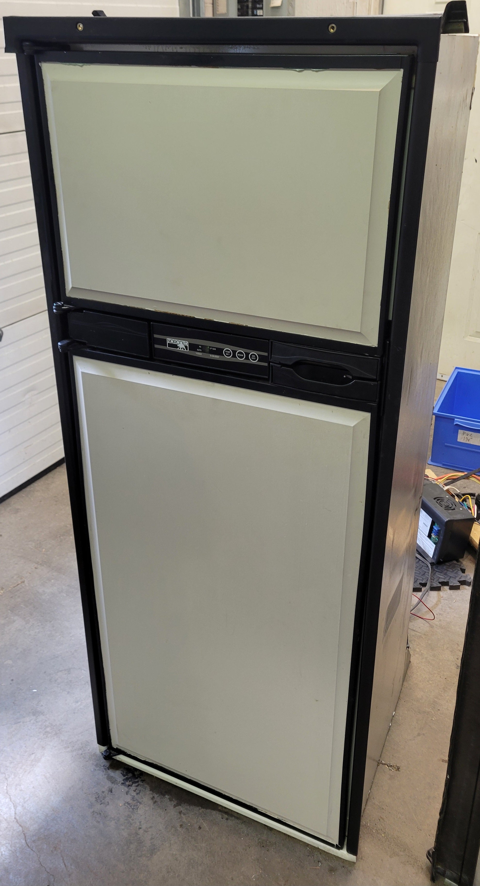 Norcold N821F RV Propane Electric Refrigerator 8 Cu Ft 2-Way 110V LP Gas
