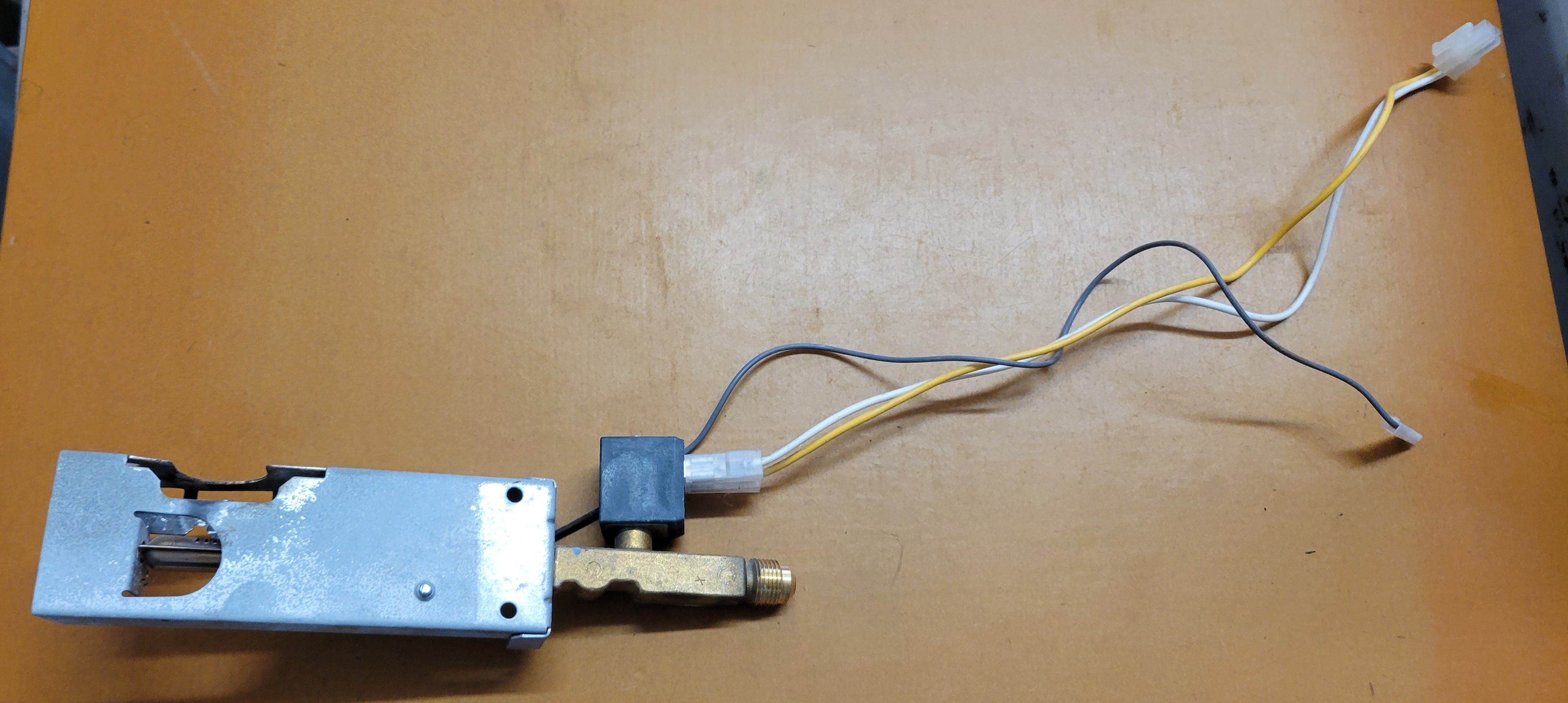 Dometic DM2662 RV Refrigerator Gas Valve 5588/2 Burner Electrode Assembly
