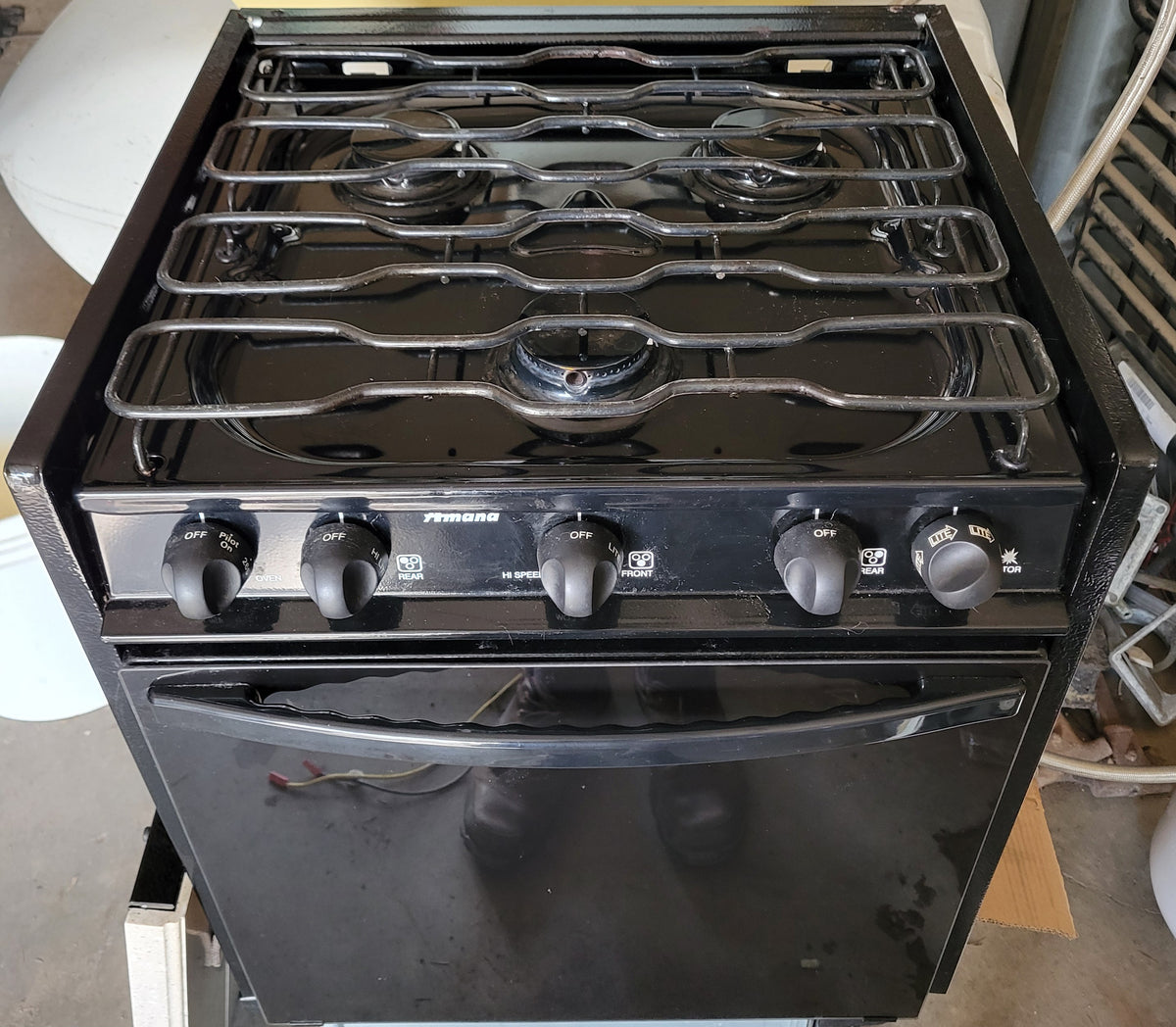 Amana 3-burner RV Propane Stove & Oven