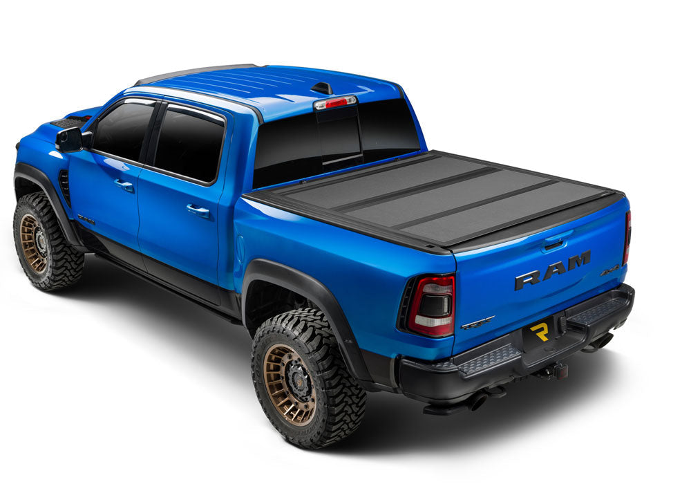 Extang 80445 Endure ALX Tailgate-Locking Bed Cover