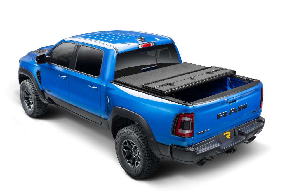 Extang 88424 Solid Fold ALX Tailgate-Locking Bed Cover