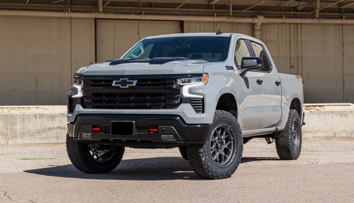 ReadyLift 62-35440 SST Stage 2 Lift with Falcon 2.1