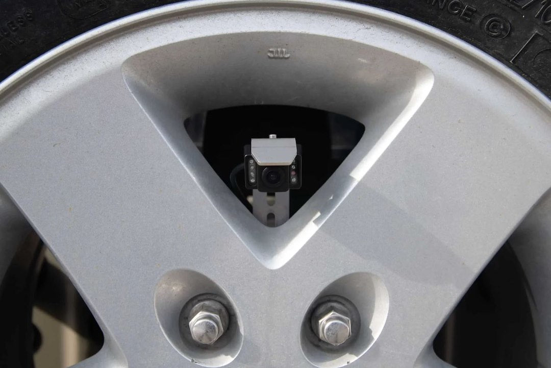 BrandMotion SummitView ™ 170 Degree Spare Tire Mount Backup Camera SUTV-8858 - image 4