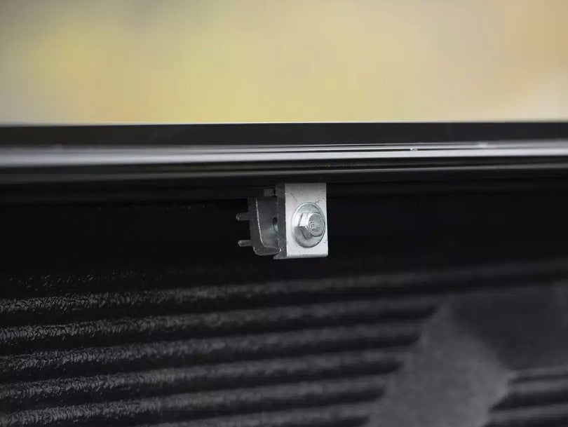 BAK Industries FiberMax Fiberglass Tailgate Handle Lock Tonneau Cover 1126134 - image 11