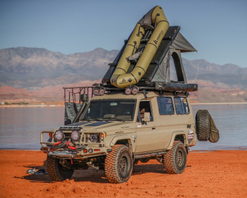 Overland Vehicle Systems 18099901 Mamba III Hard Shell Roof Top Tent