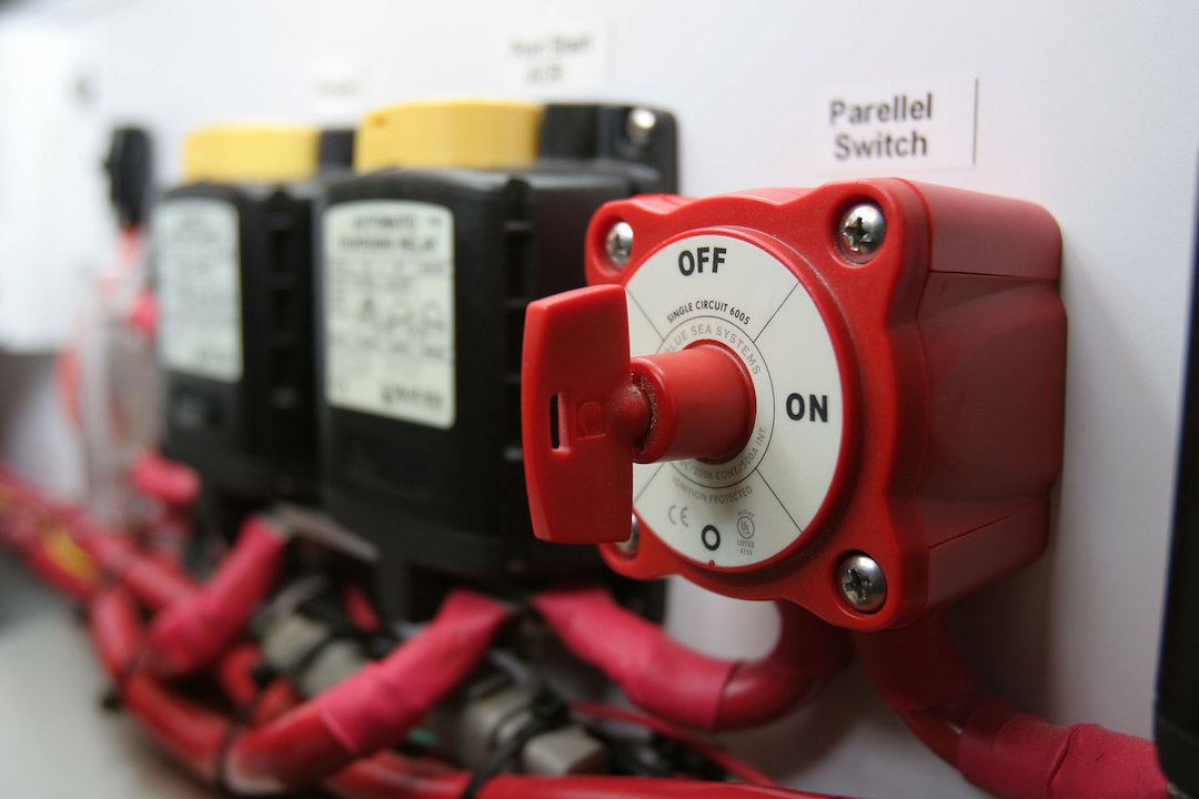 Blue Sea 6005-Bss Battery Disconnect Switch - image 5