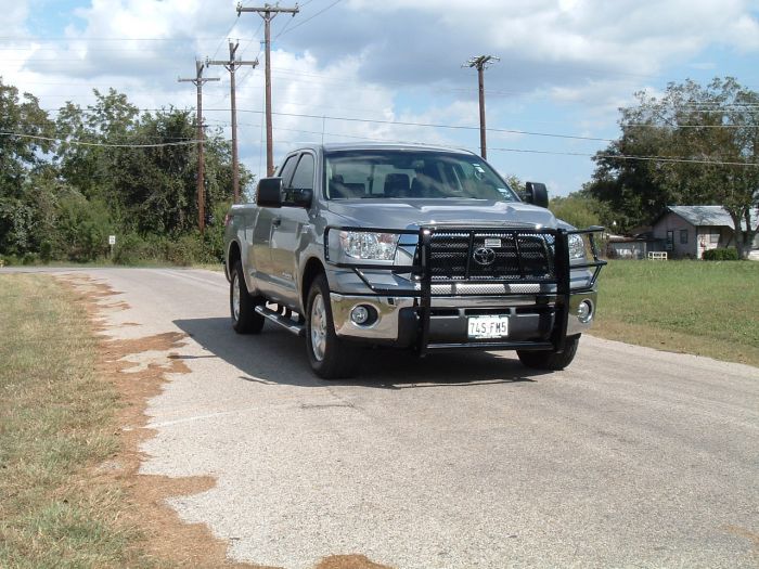 Ranch Hand GGT07HBL1 Legend Grille Guard for Tundra