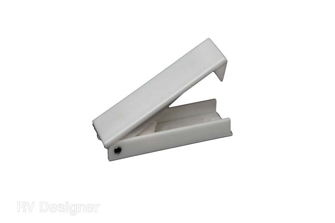 RV Designer RV Baggage Compartments Plastic Square (E212)