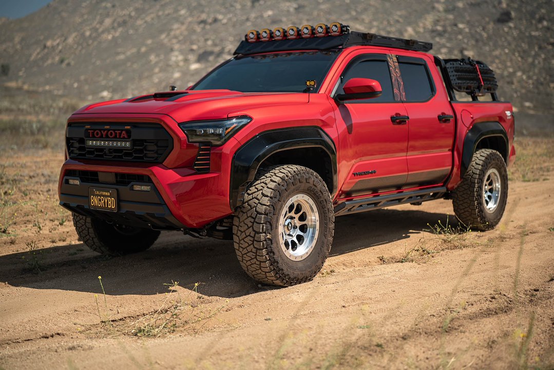 DV8 Offroad SRTT1-04 Tacoma Rock Sliders with Steps