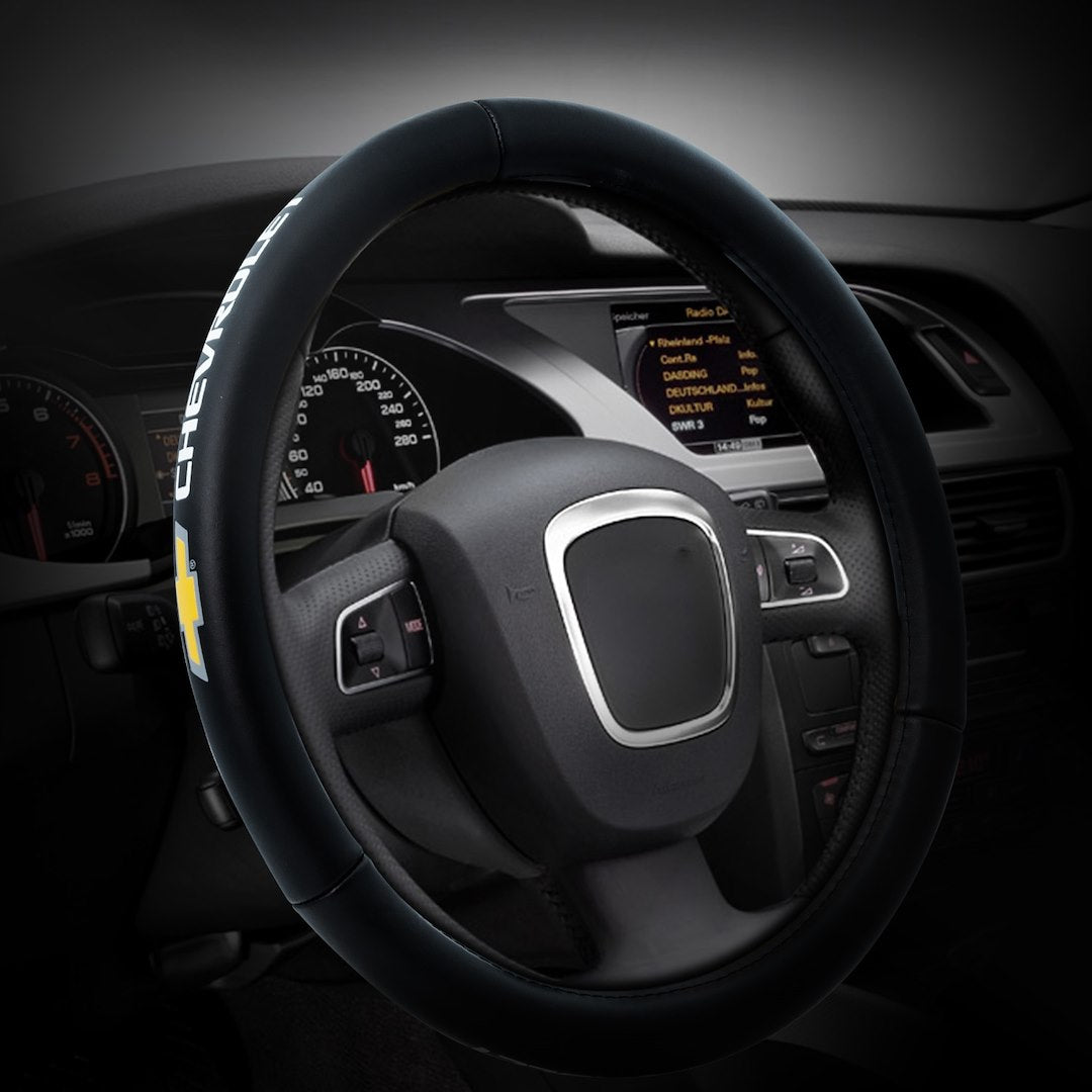 Plasticolor 006742R03 Chevrolet Leather Steering Wheel Cover