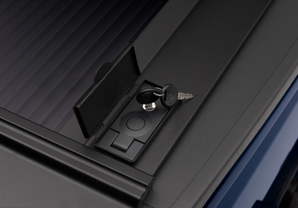 Retrax 60431RTX RetraxONE MX Polycarbonate Tonneau Cover