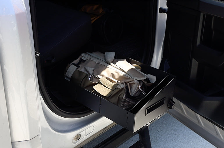 Dee Zee Dz701 Under Seat Storage Unit - image 4