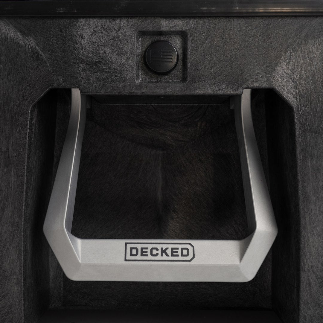 Decked YT12 Key-Locking Midsize Single-Drawer System