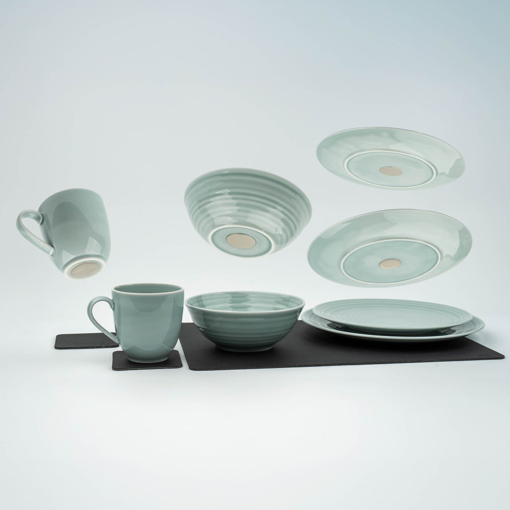 Silwy Magnetic Po-Vs-Cy Dish Set - image 1