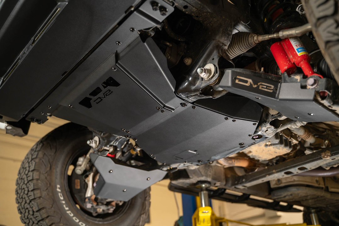 DV8 Offroad SPTT1-09 Tacoma/Land Cruiser Skid Plate