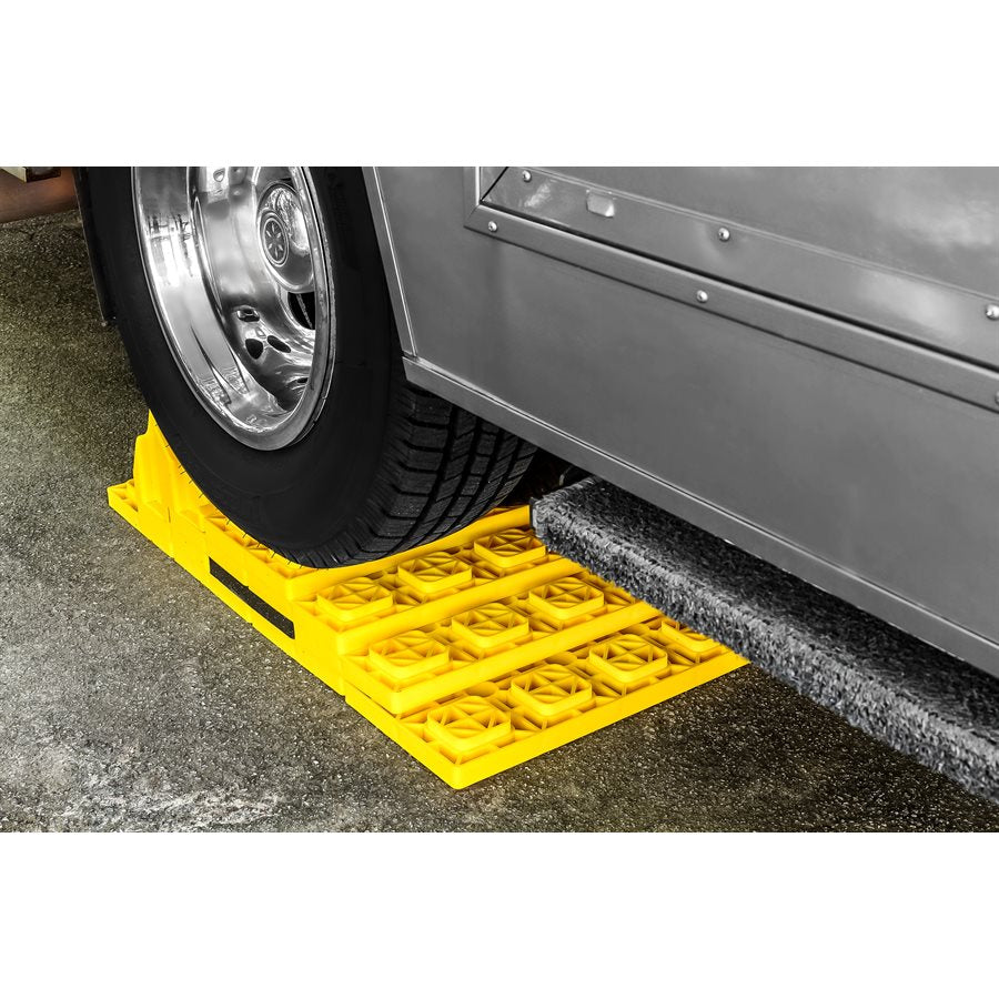 Camco 44401 Wheel Chock - image 13