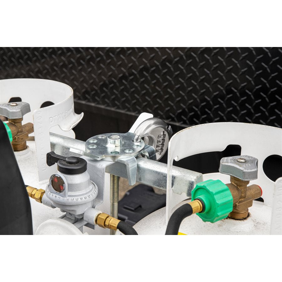 Camco 40590 Propane Tank Lock - image 2