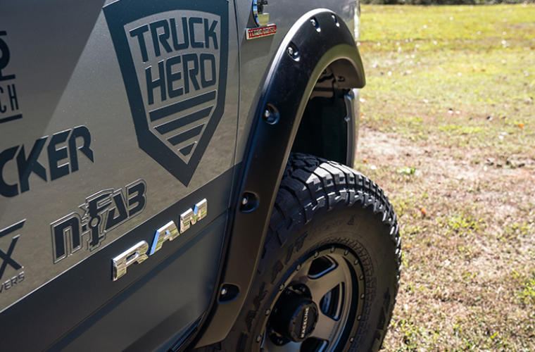 Bushwacker 20049-02 Pocket Style Front Fender Flare