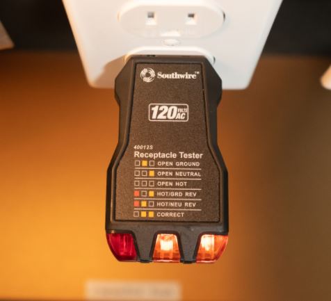 Southwire Corp. 10037k Circuit Tester - image 4