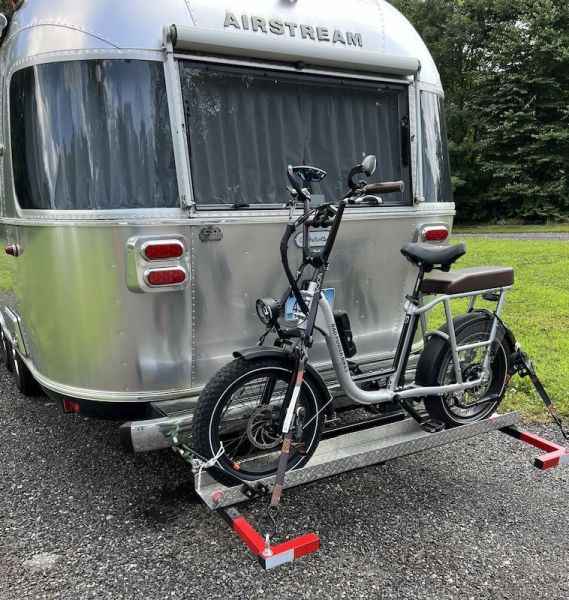 TailoredHitch Rear Trailer Hitch 2" Receiver Airstream 66"–67-1/2" X8001