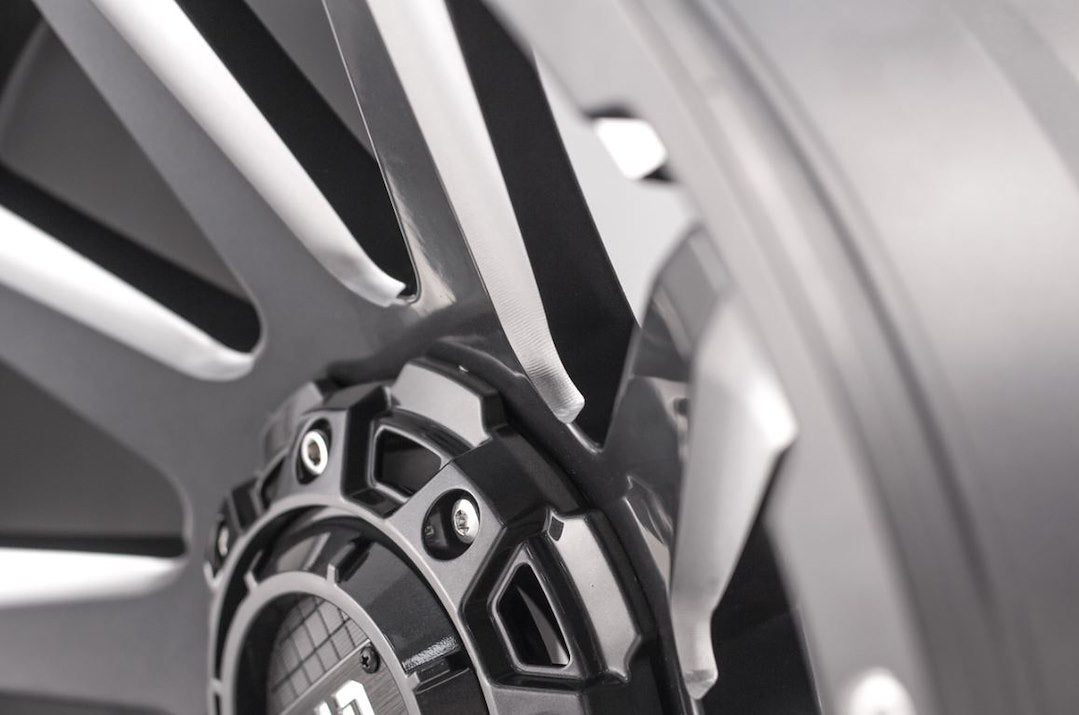 Grid Wheels GD0518090550G0010 GD05 18x9 Gloss Graphite Wheel