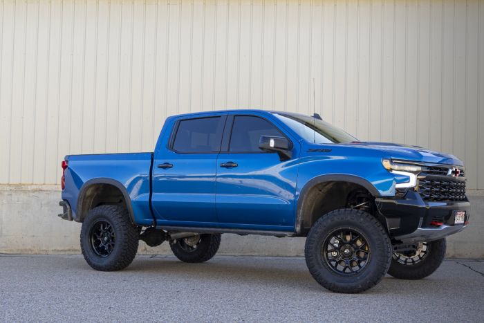 ReadyLift 44-35620 6-Inch Big Lift with Falcon 1.1 Shocks