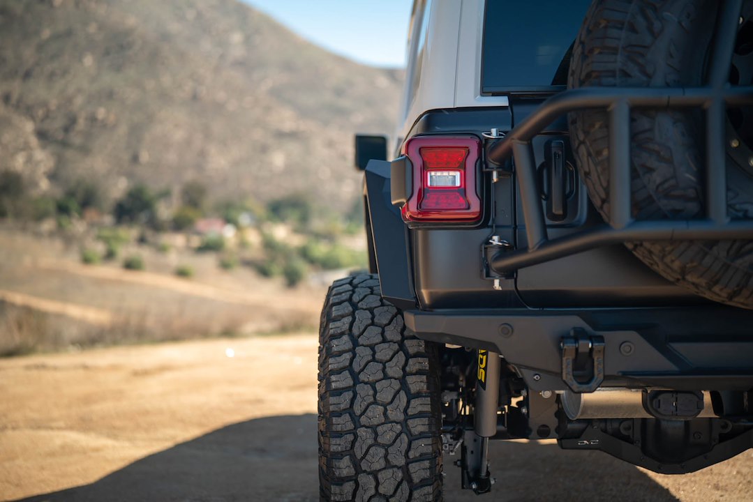 DV8 Offroad FDJL-09 Armor Steel Flat Fender Flares