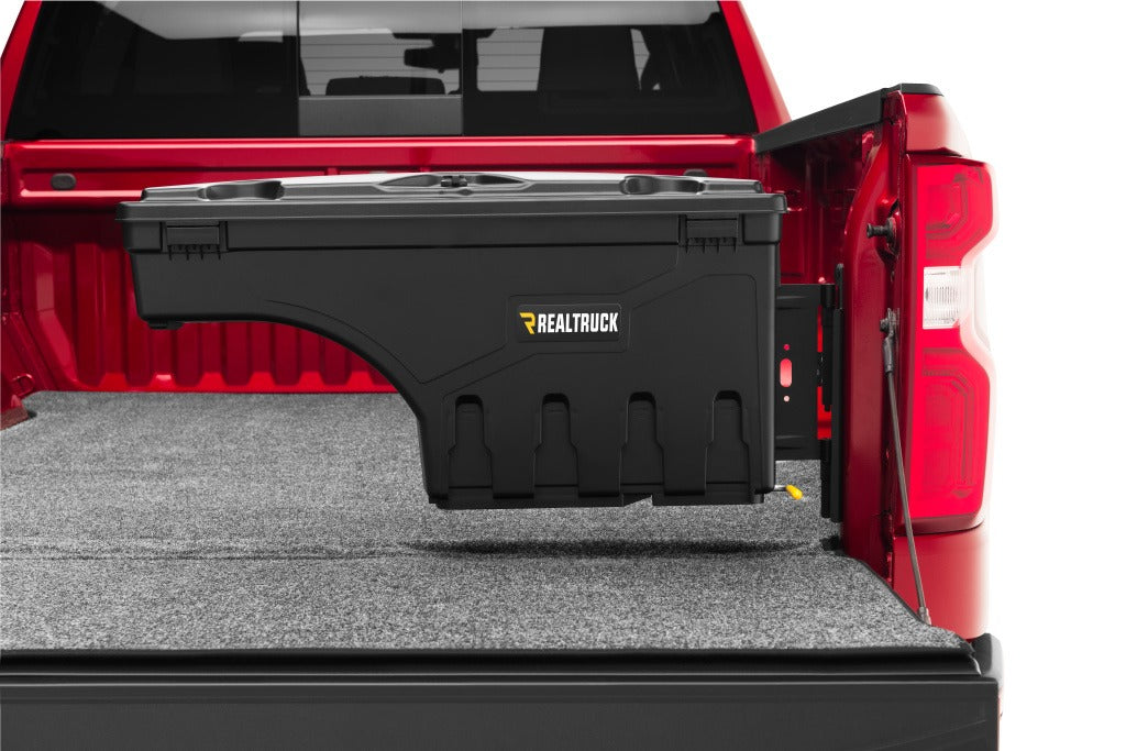 Undercover Sc400p Tool Box - image 1
