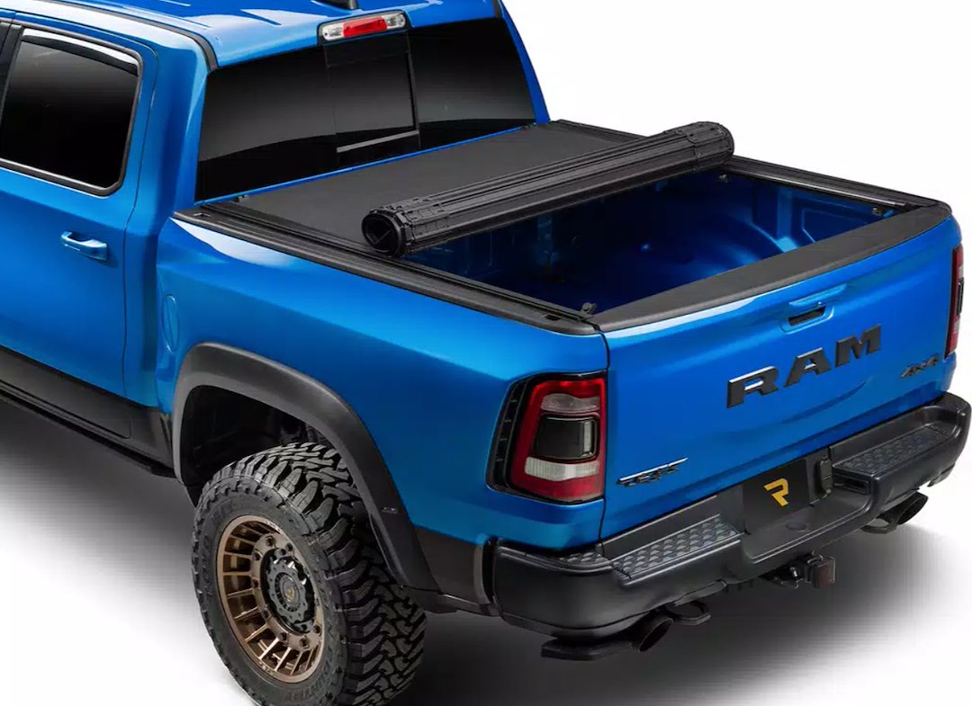 BAK Industries Revolver X4s Aluminum/ Vinyl Tailgate Handle Lock Tonneau Cover 80440 - image 4